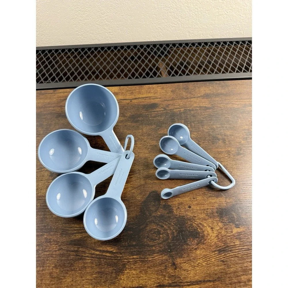 Kitchen Aid‎ Teal Measuring Cups And Spoons, Set Of 9, Soft Grip Handles EUC!